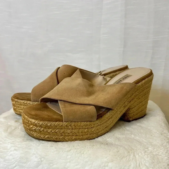 Zara Women’s Crossover Leather Wedge Sandals - Picture 2 of 11